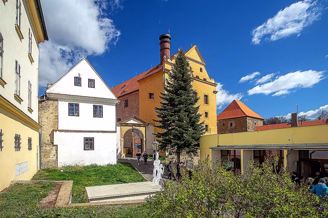 hrad Úštěk