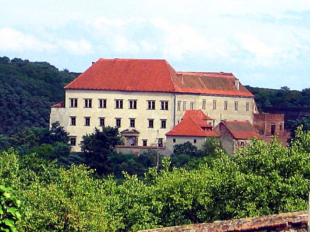 zámek Dolní Kounice