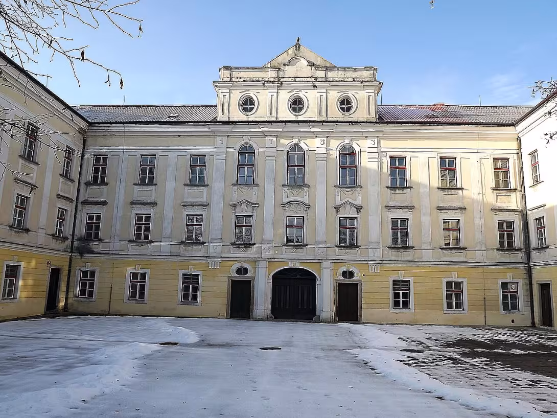 zámek Staré Hobzí