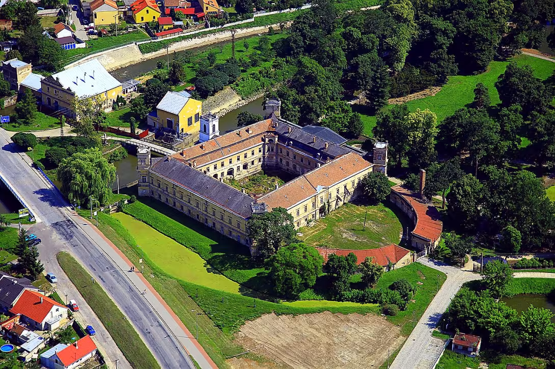 zámek Veselí nad Moravou