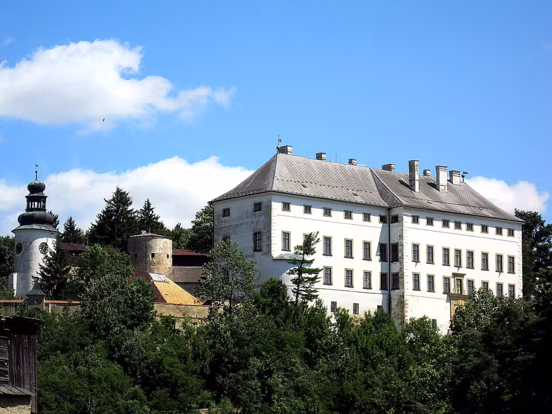 Úsov