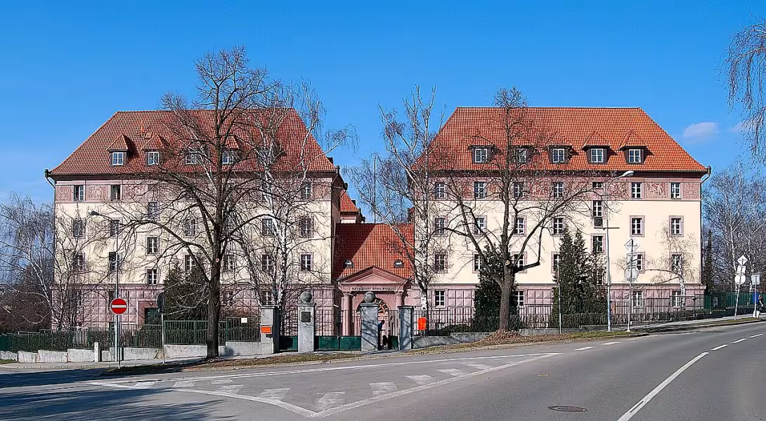 Kounicovy koleje