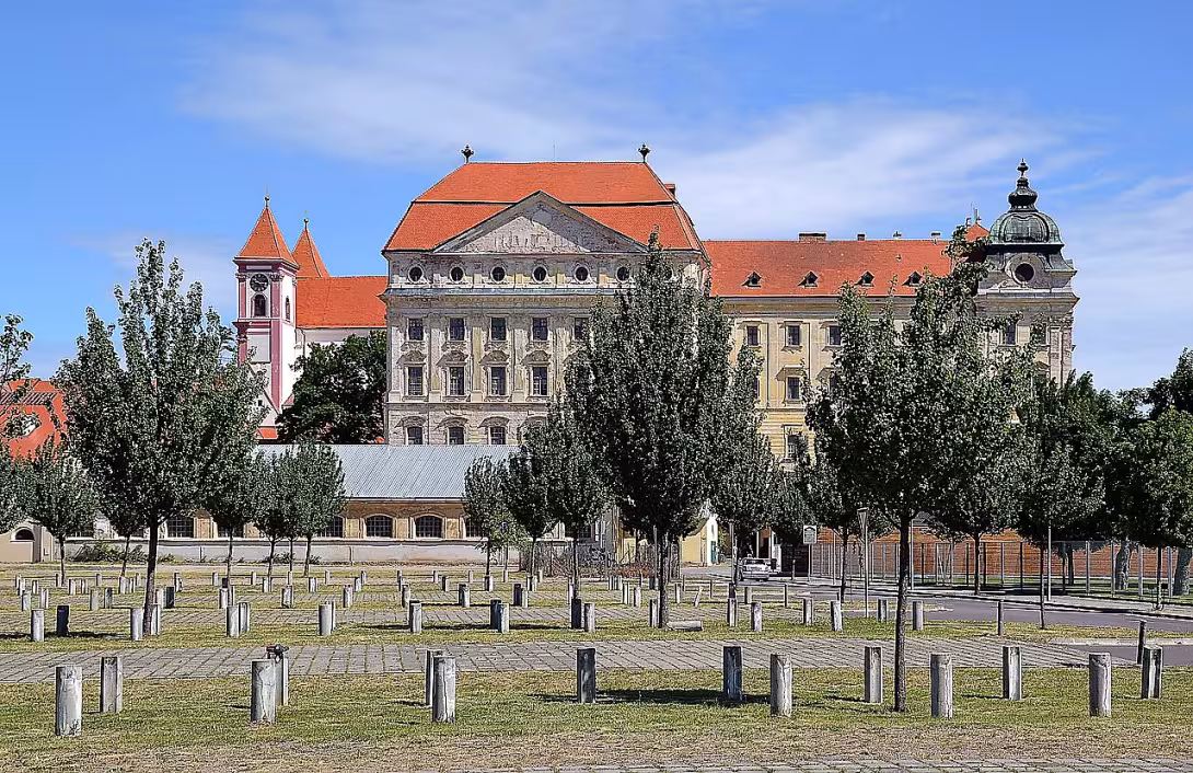 Loucký klášter