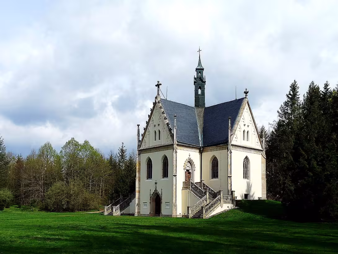 Schwarzenberská hrobka v Orlíku nad Vltavou