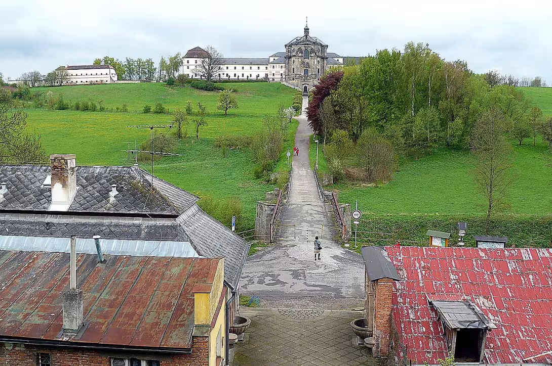 inundační most v Kuksu