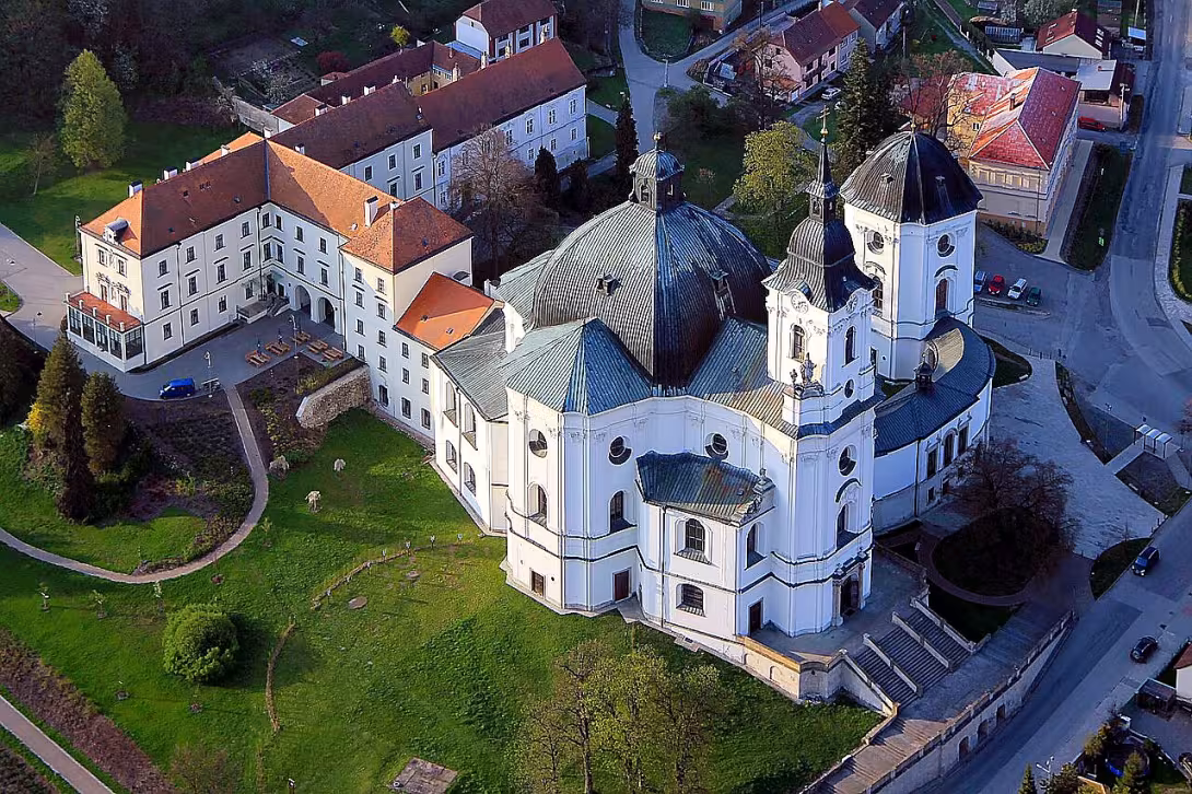 kostel Jména Panny Marie (Křtiny)