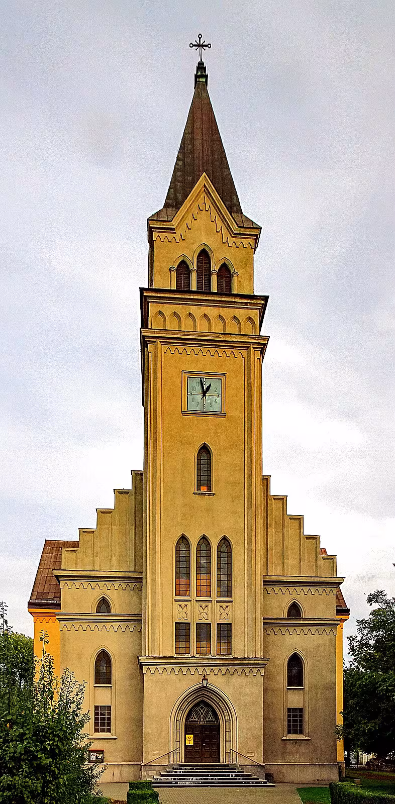 Evangelický kostel apoštolů Petra a Pavla Na Nivách