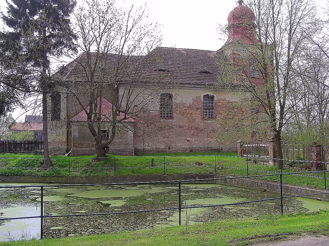 Kostel Nanebevzetí Panny Marie (Strojetice)