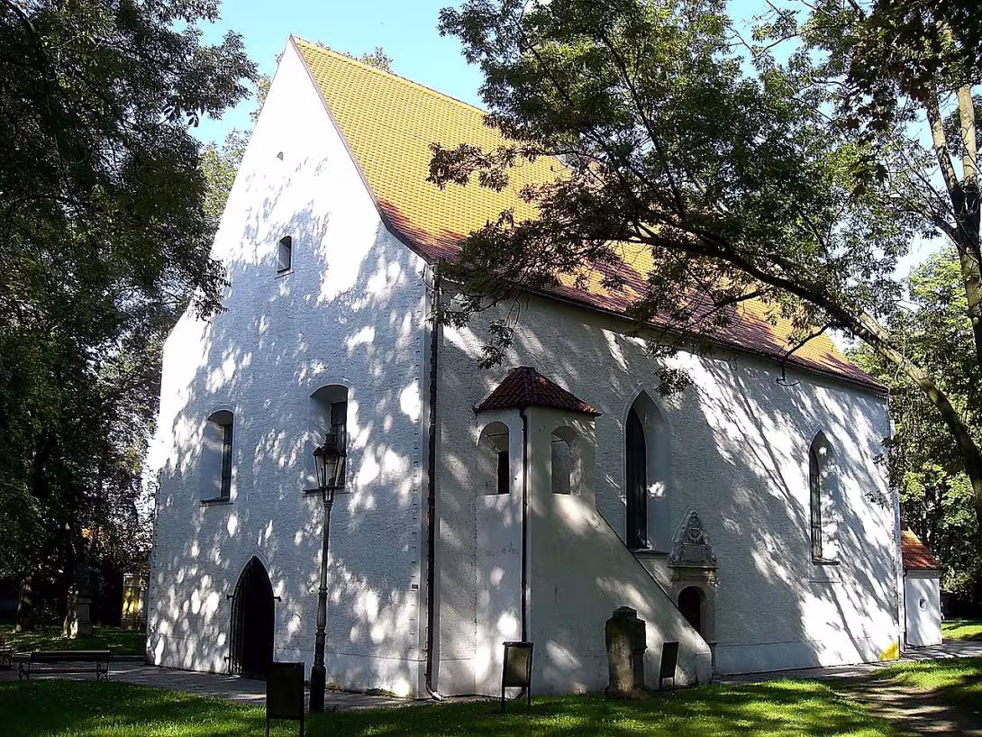 Kostel Nejsvětější Trojice (Pražské Předměstí)