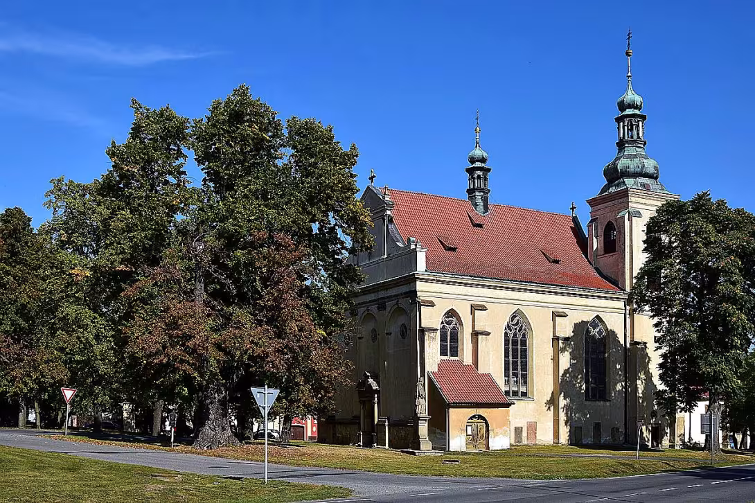 Kostel Nejsvětější Trojice (Smečno)