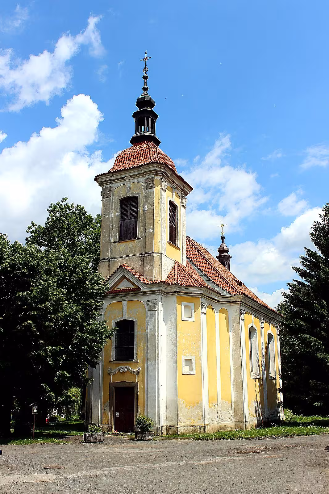 Kostel Všech svatých (Bratronice)
