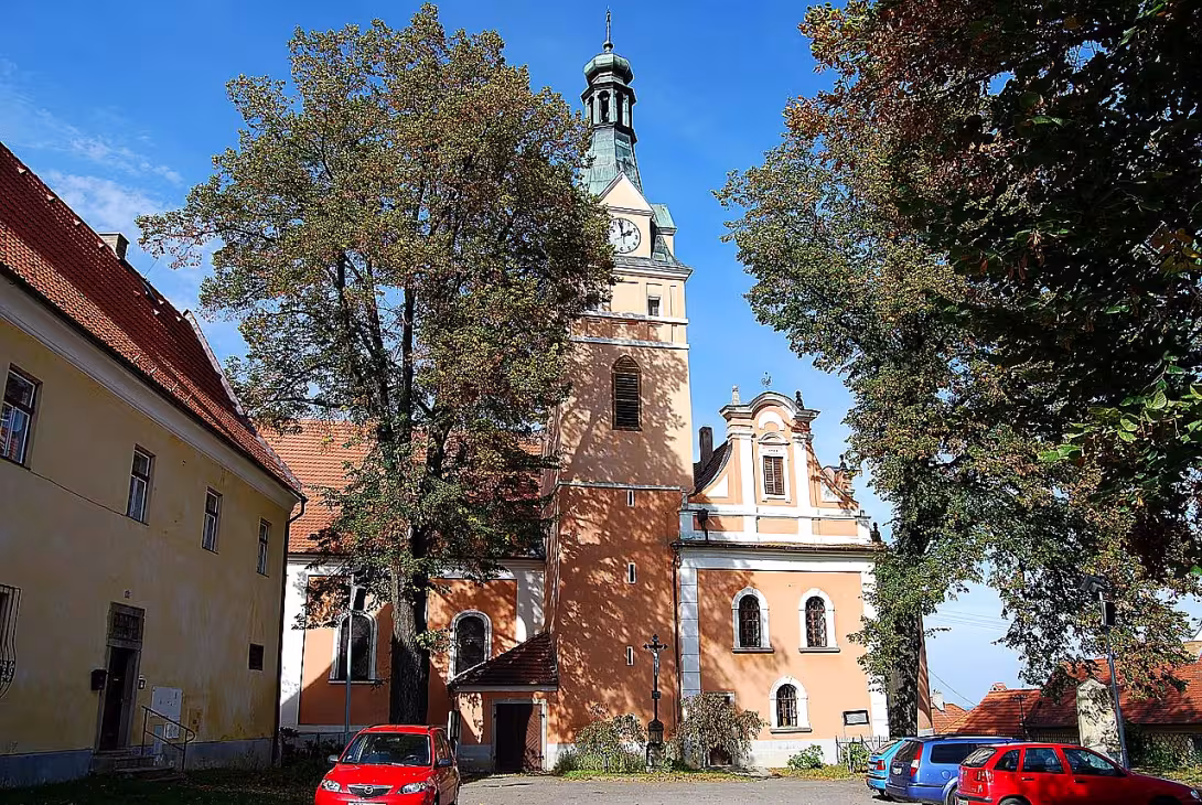 Kostel svatého Jakuba Většího (Lhenice)