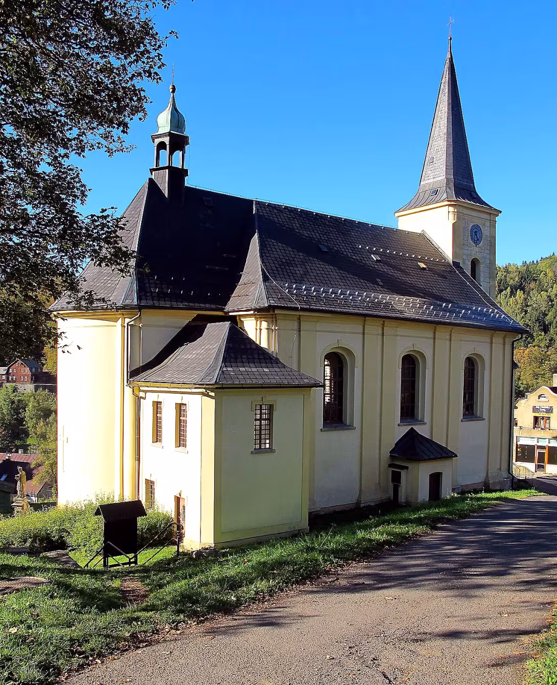 Kostel svatého Jana Křtitele (Janov nad Nisou)