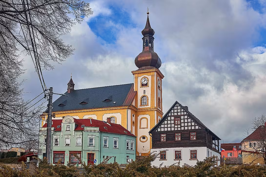 Kostel svatého Jana Křtitele (Skalná)