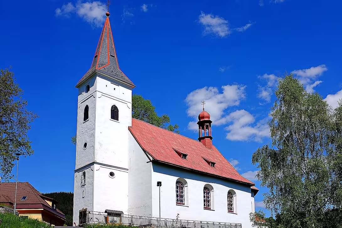 Kostel svatého Jana Nepomuckého (Nové Hamry)