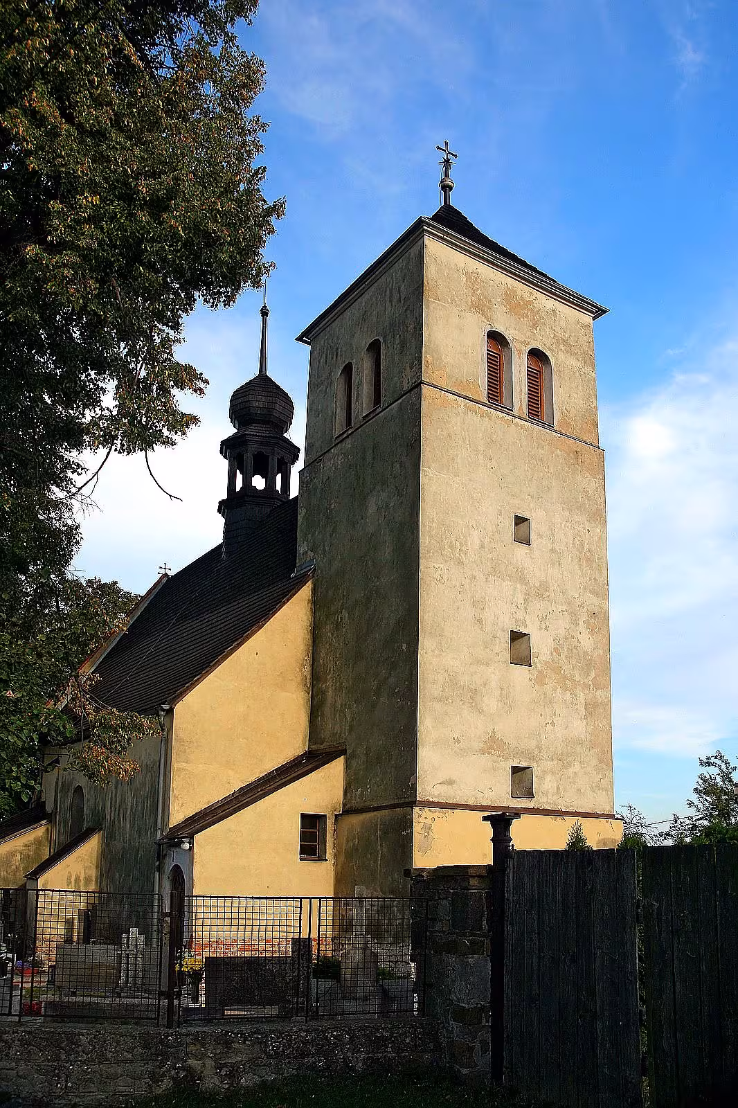 Kostel svatého Jiří (Lubojaty)