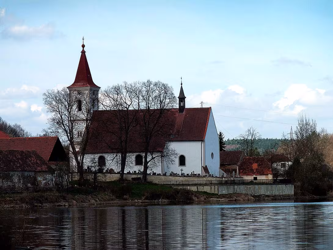 Kostel svatého Jiří (Purkarec)