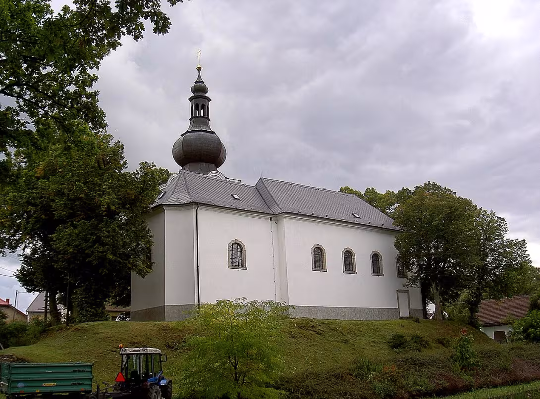 Kostel svatého Michaela archanděla (Dubeč)