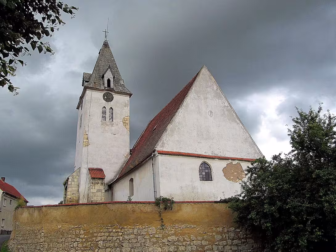 Kostel svatého Michaela archanděla (Bitozeves)