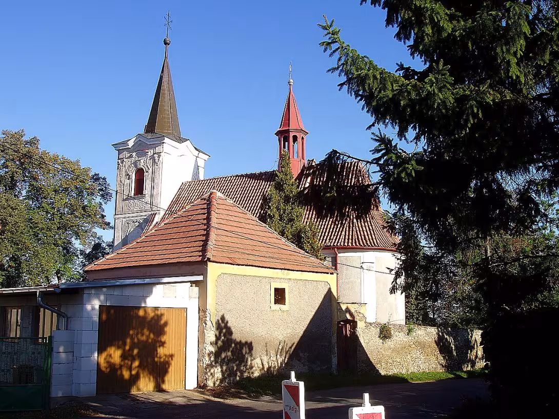 Kostel svatého Petra a Pavla (Nebovidy)