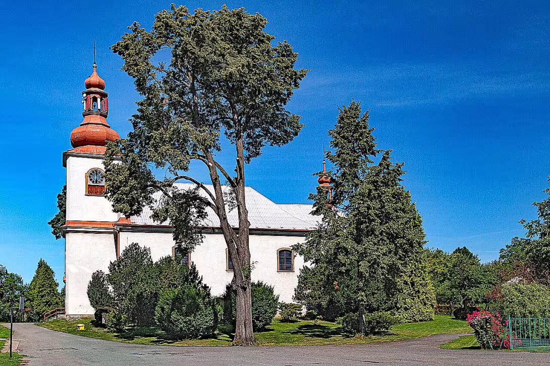 Kostel svatého Petra a Pavla (Dobré)
