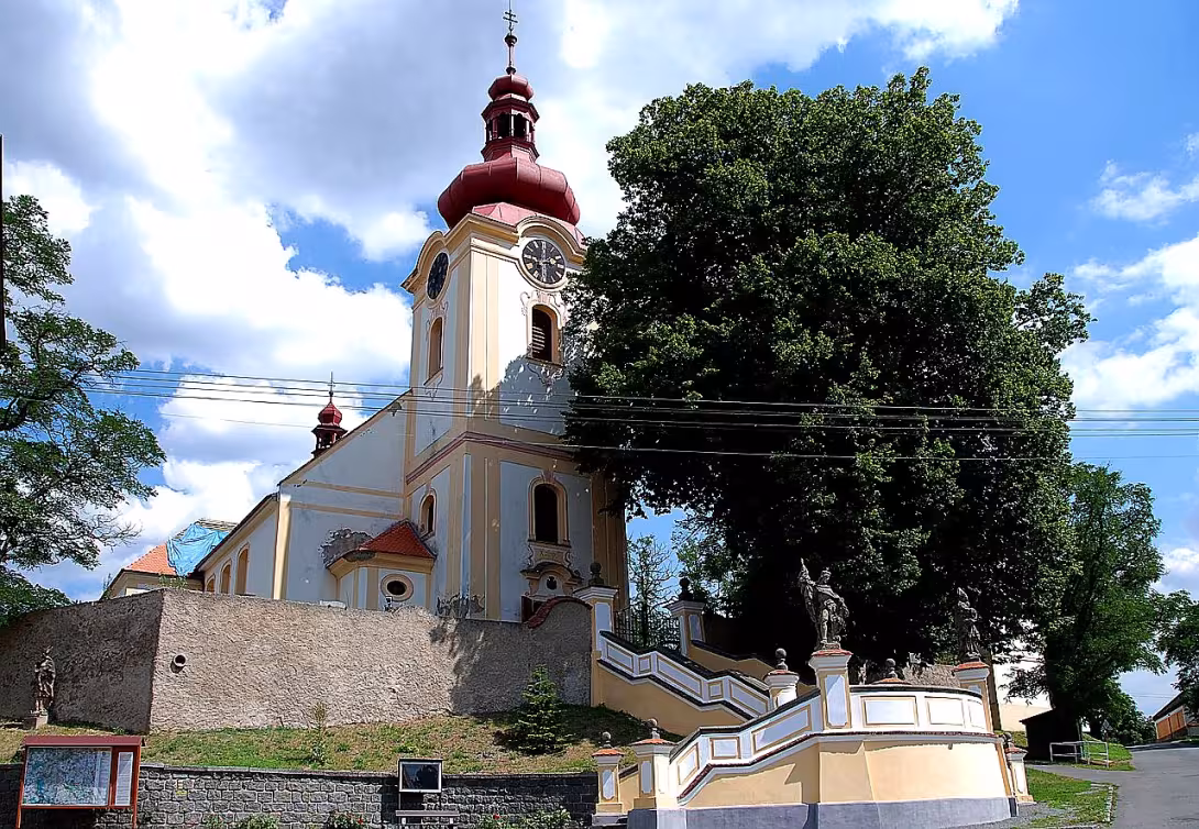 Kostel svatého Václava (Chlum)