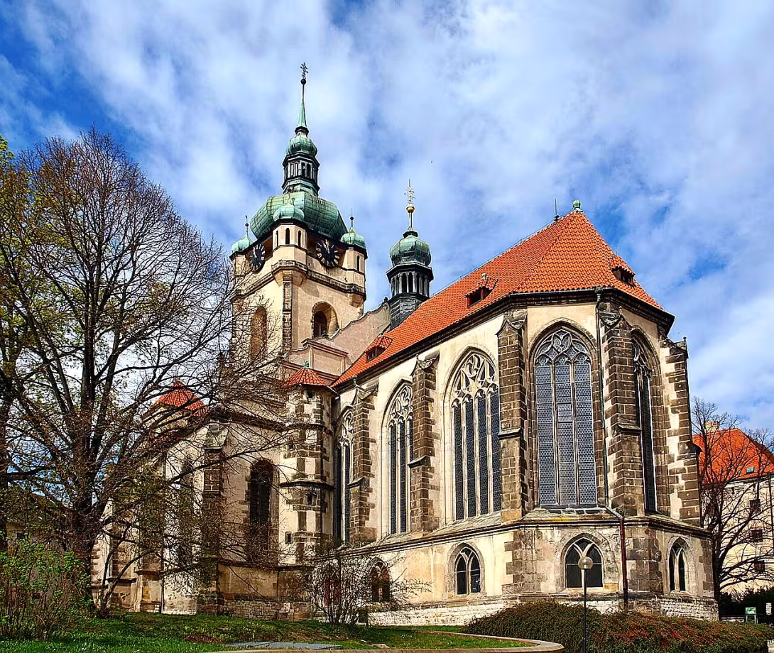 Kostel svatých Petra a Pavla v Mělníku