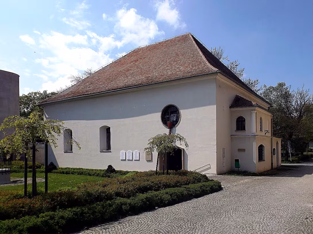 bývalá synagoga v Kojetíně