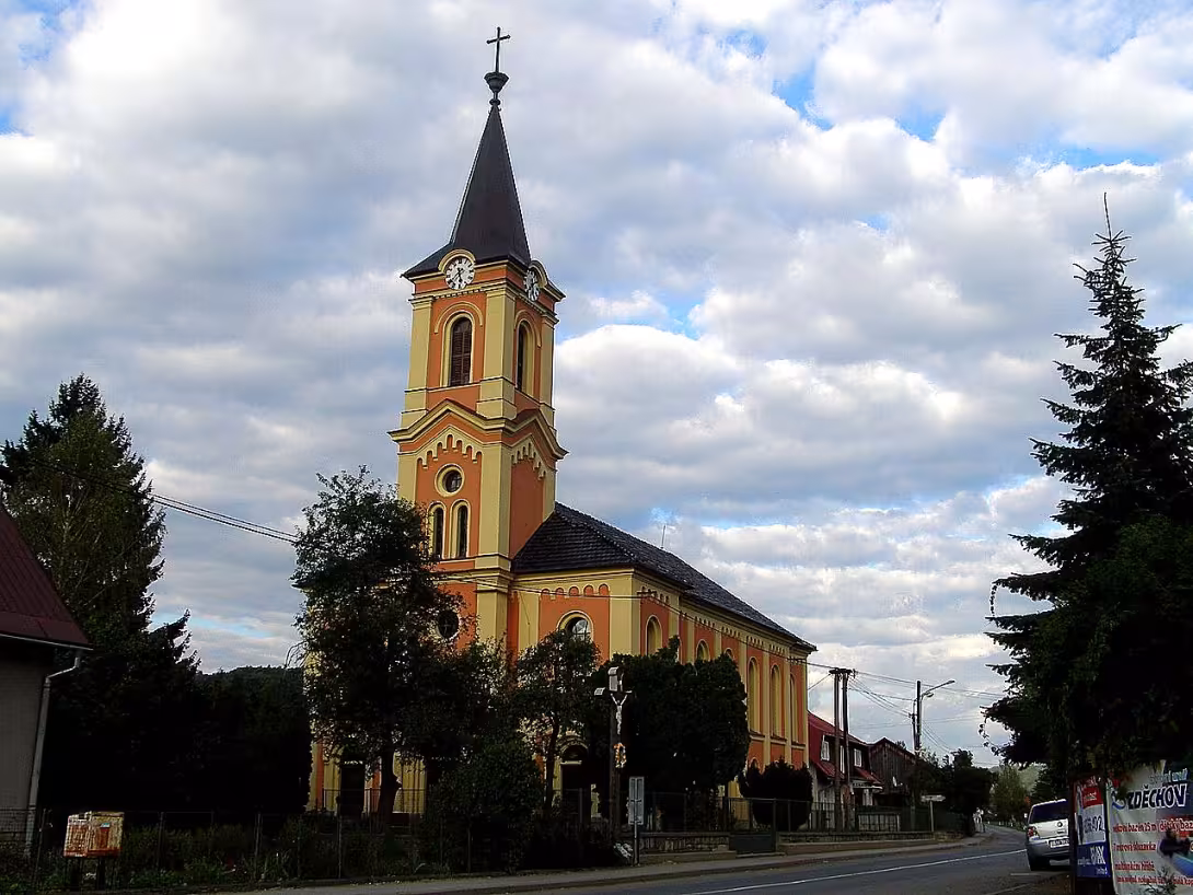 evangelický kostel v Huslenkách