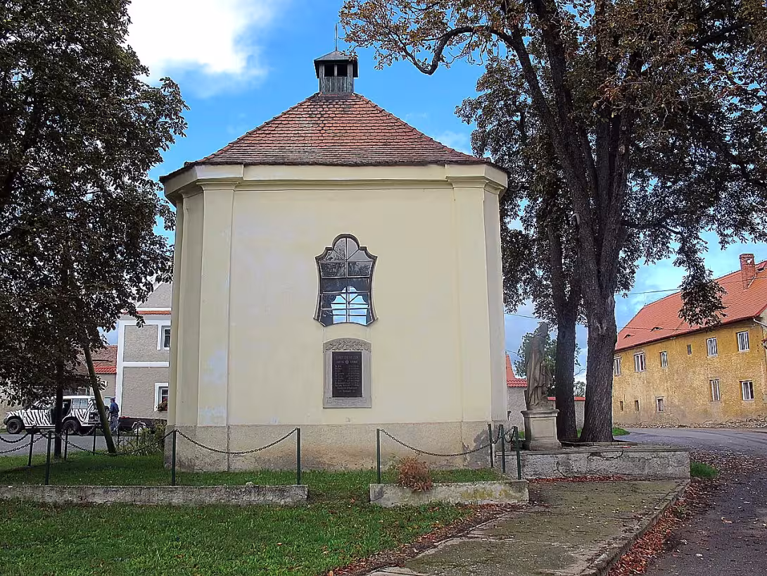 kaple svaté Anny ve Strkovicích