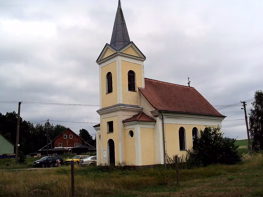 kaple v Heřmaničkách