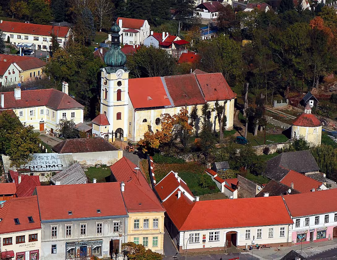 kostel Nanebevzetí Panny Marie (Vranov nad Dyjí)