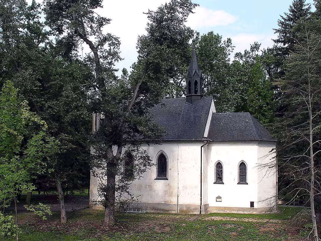 kostel Nanebevzetí Panny Marie v Poděbradech
