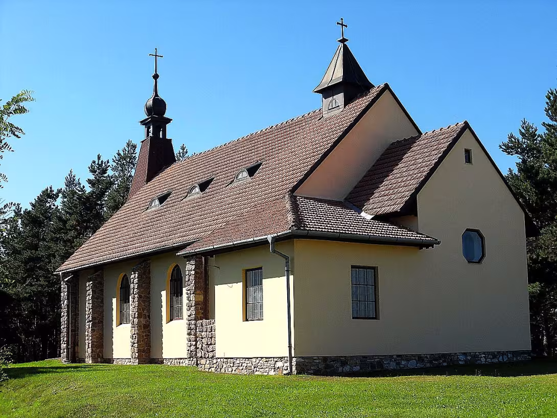 kostel Nejsvětějšího Srdce Páně (Oslnovice)