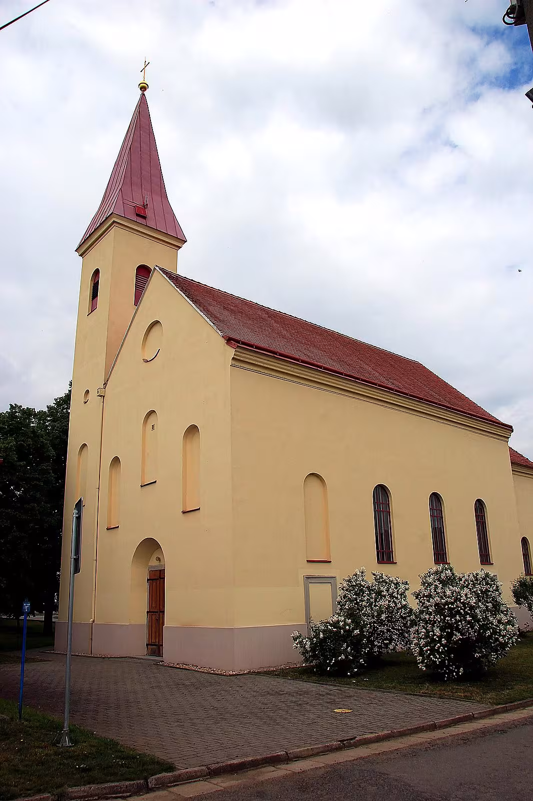 kostel Panny Marie Sněžné (Čejkovice)