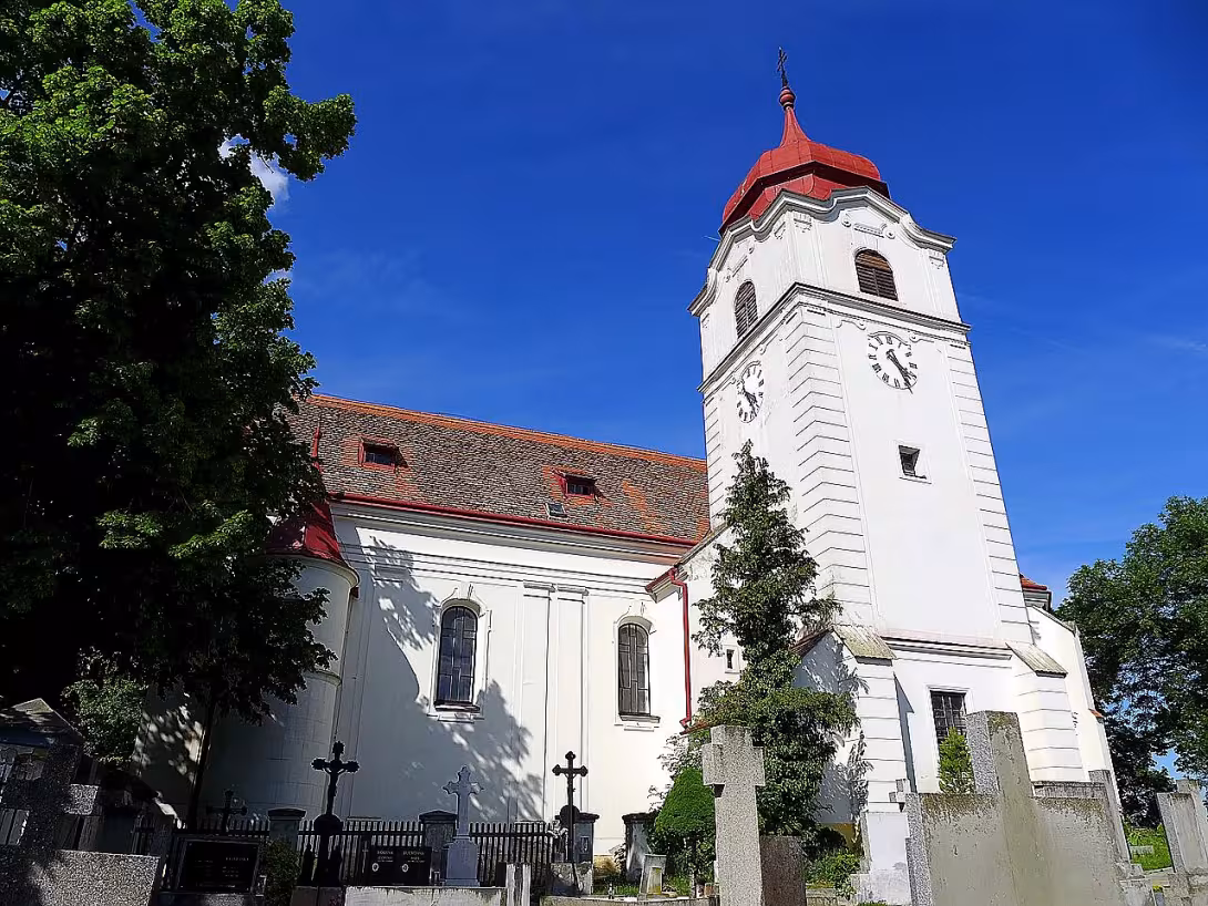 kostel Povýšení svatého Kříže (Trstěnice)