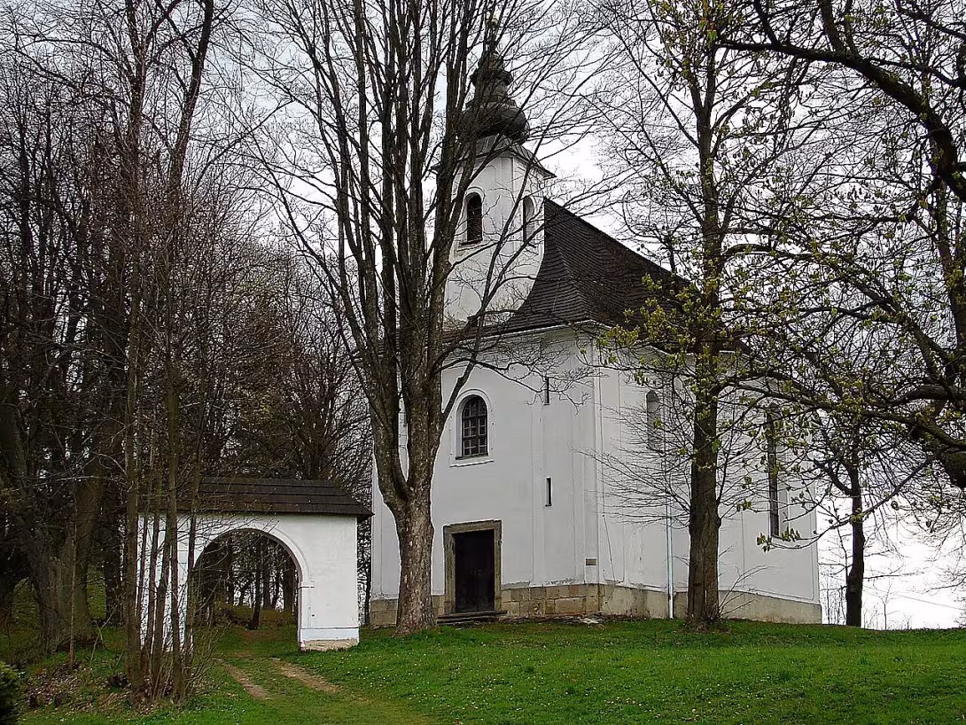 kostel Povýšení svatého Kříže (Moravský Beroun)
