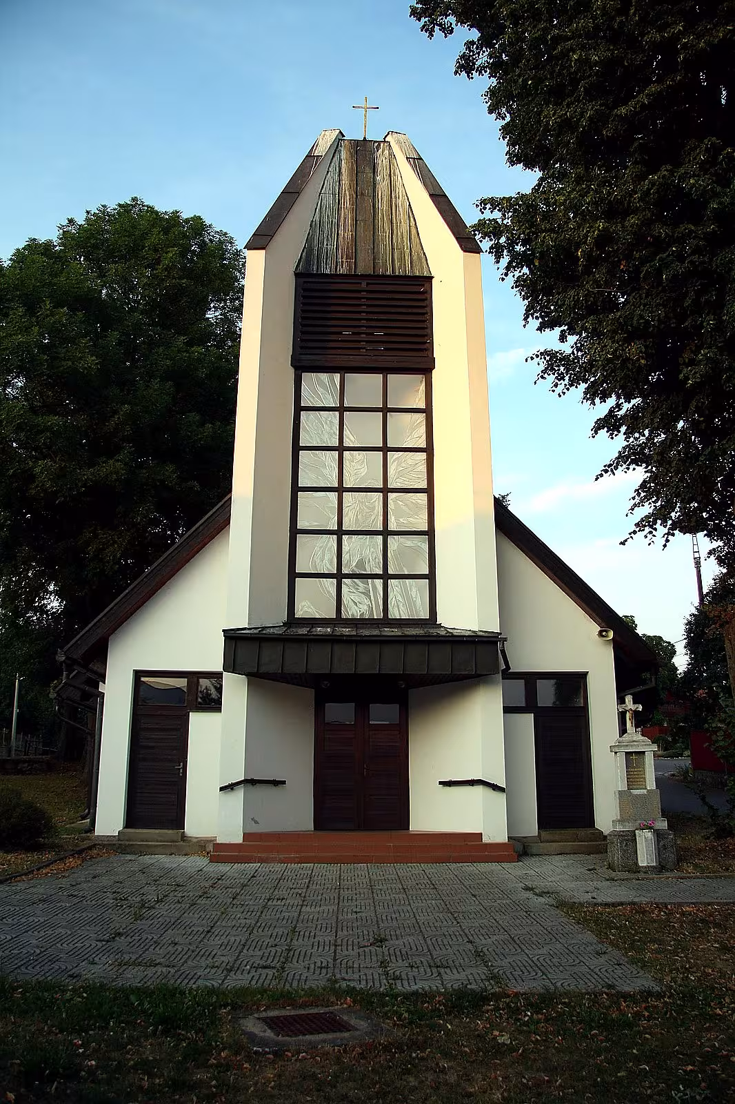 kostel svaté Zdislavy (Lavičky)