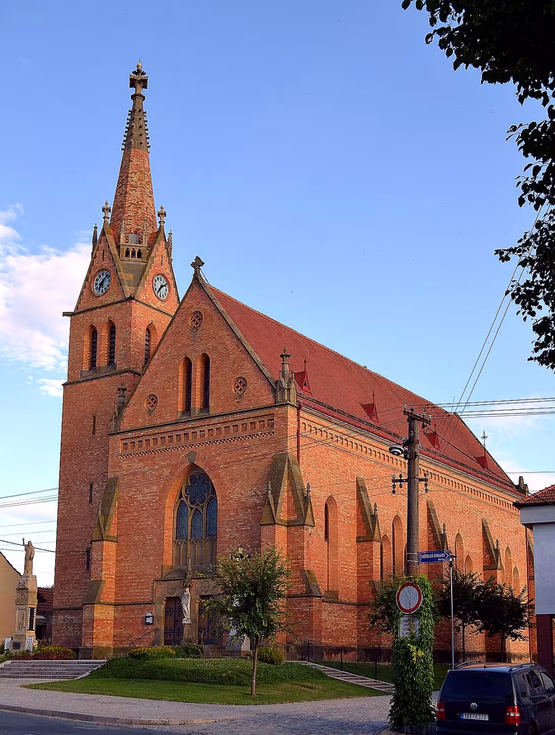 kostel svatého Jana Křtitele (Uherčice)