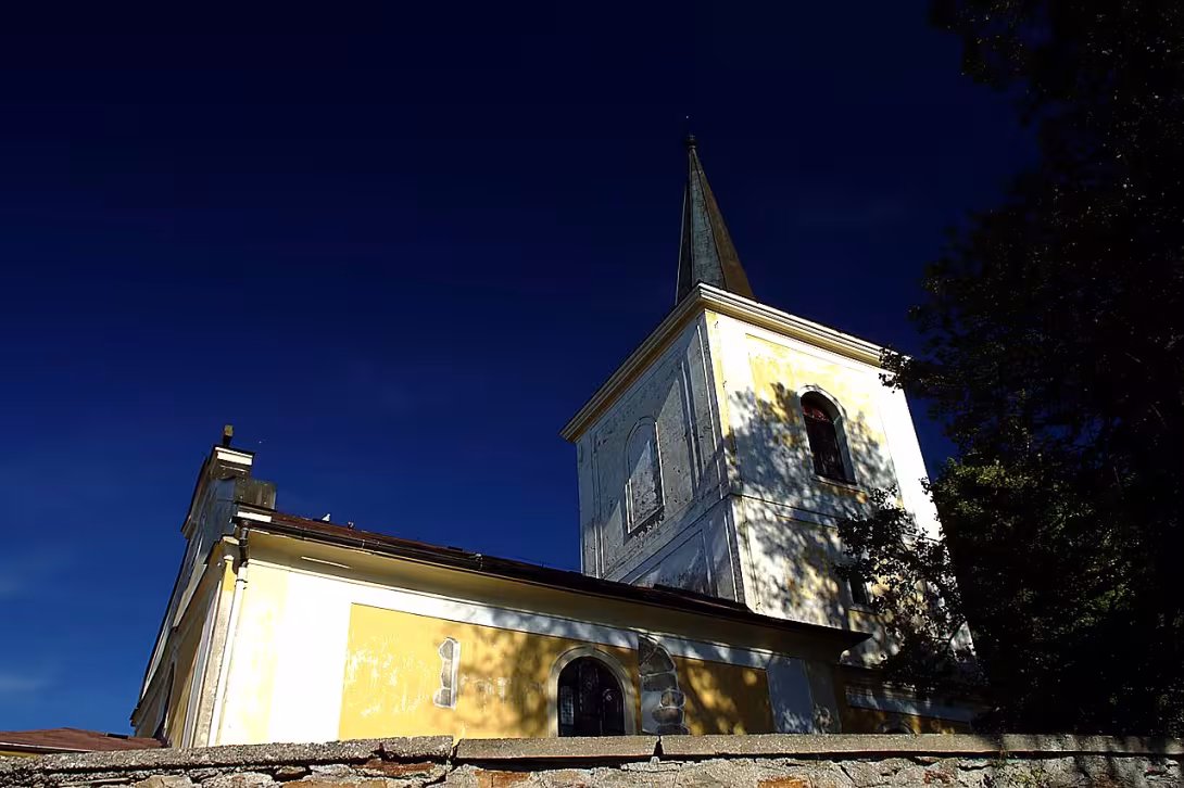 kostel svatého Jiří v Malejovicích