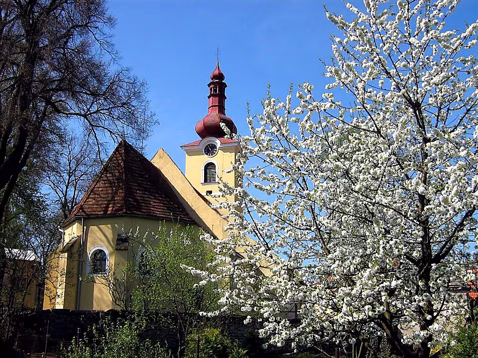 kostel svatého Michaela archanděla (Horní Pěna)