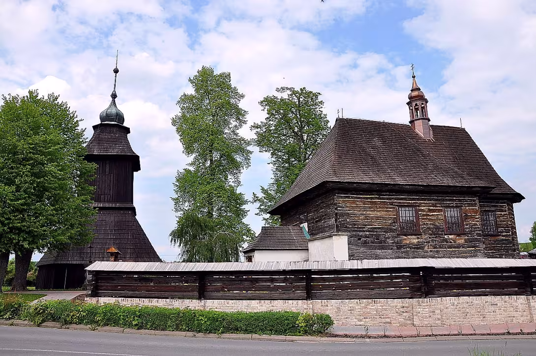 kostel svatého Mikuláše (Veliny)