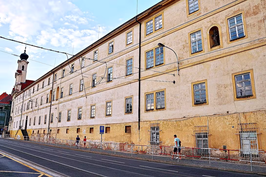 Klášter a nemocnice svaté Alžběty