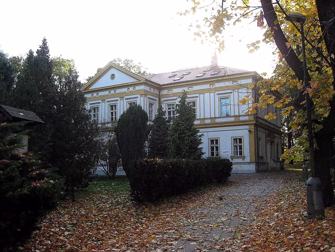 Vysoká škola tělesné výchovy a sportu Palestra