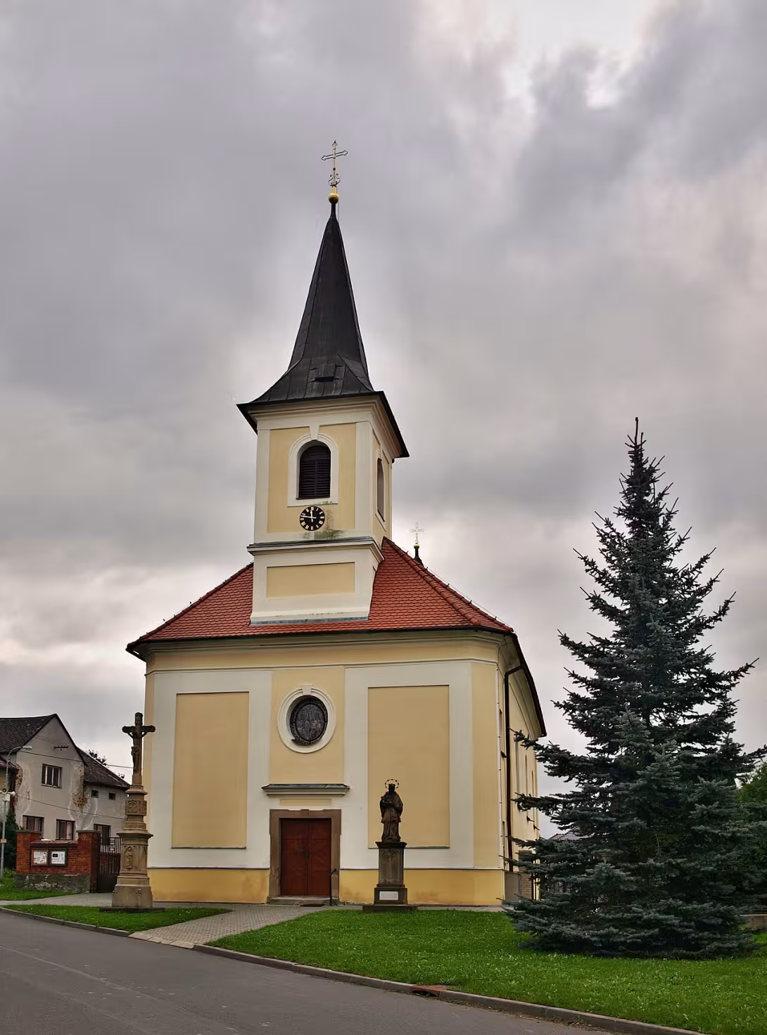 Dnešní pohled – Kostel svatého Kříže (Blazice)