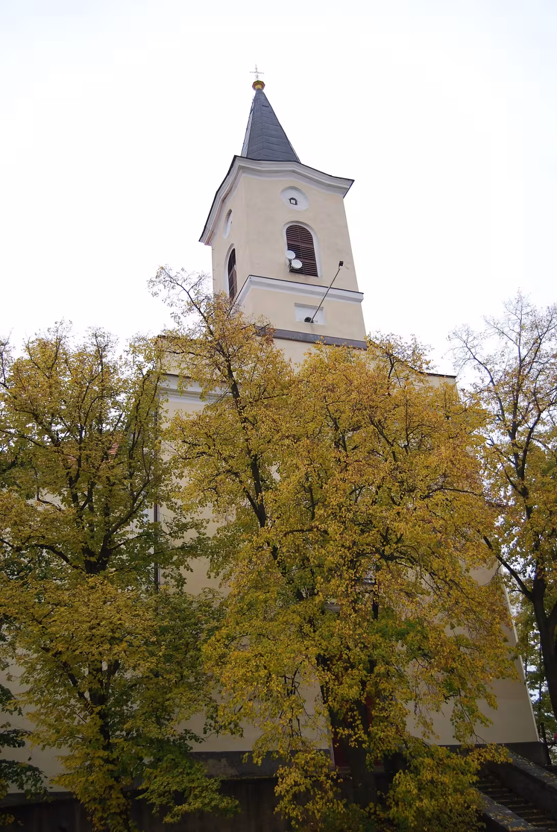 Dnešní pohled – Kostel svatého Mikuláše (Krásná Hora nad Vltavou)