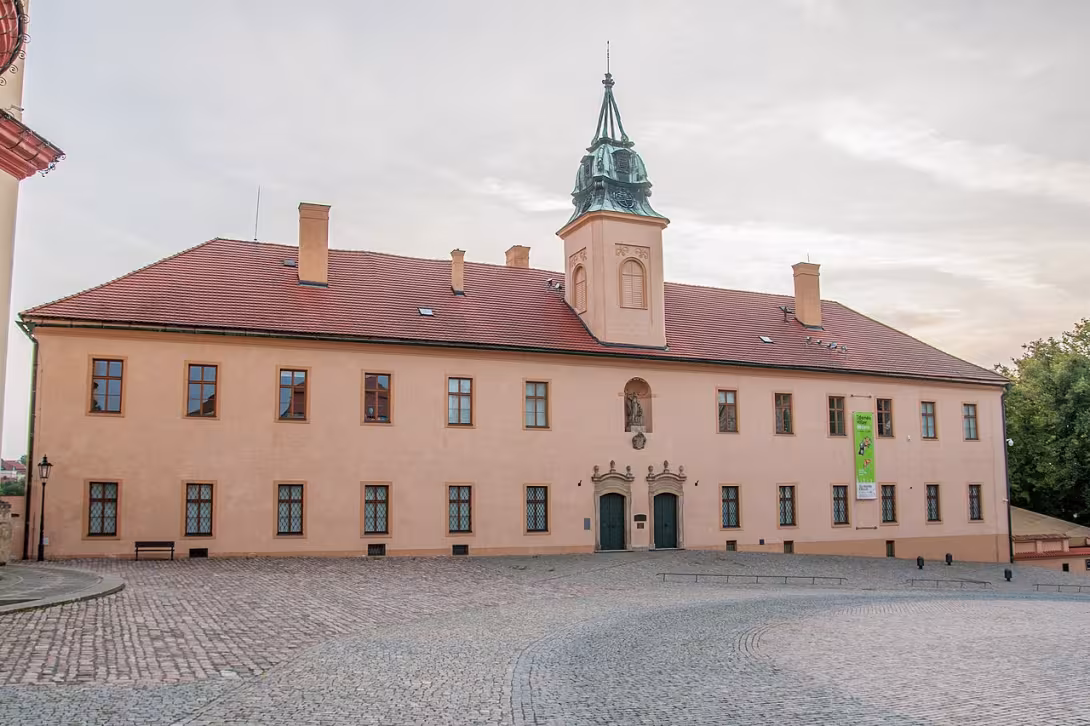 Heutige Ansicht – Piaristické gymnázium, muzeum
