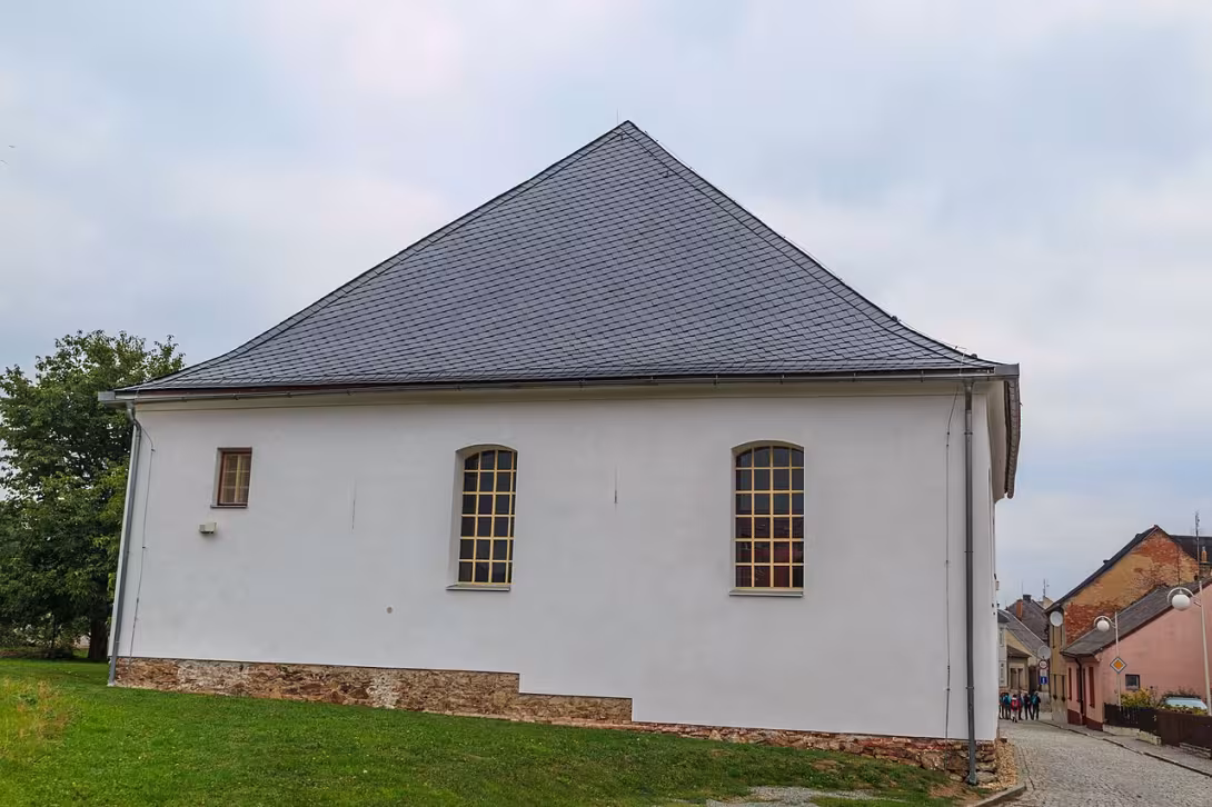 Heutige Ansicht – Synagoga v Lošticích