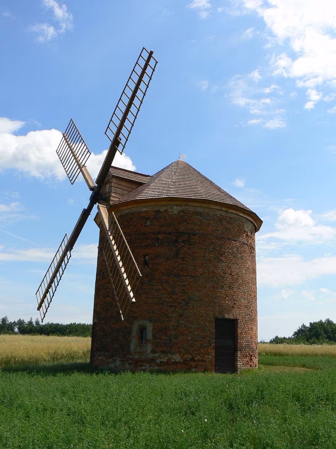 Dnešní pohled – Větrný mlýn (Chvalkovice)