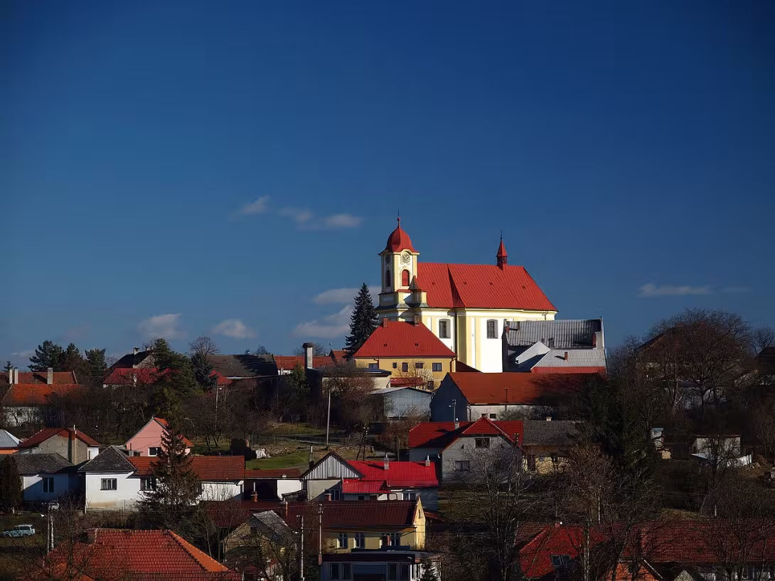 Dnešní pohled – kostel Nanebevzetí Panny Marie (Soběchleby)